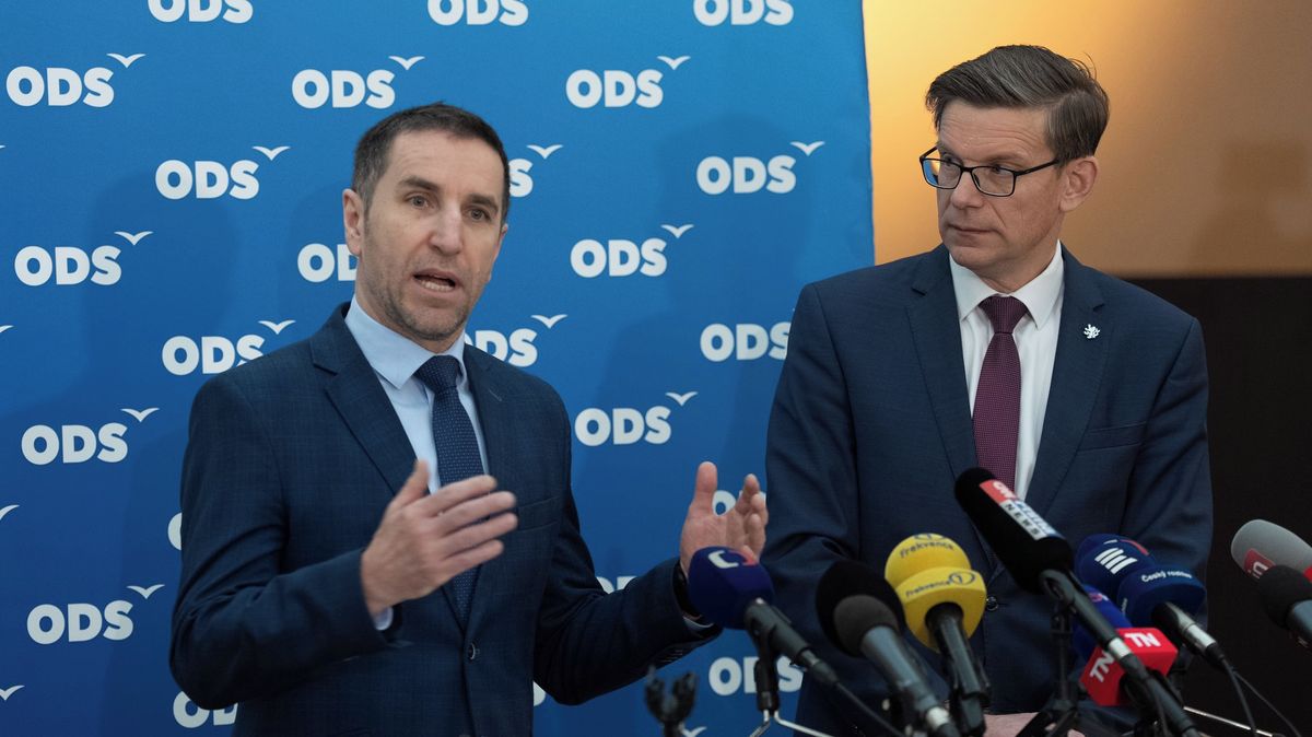 Trápí mě to, přiznává místopředseda ODS. Stranu zneklidňují sílící Starostové